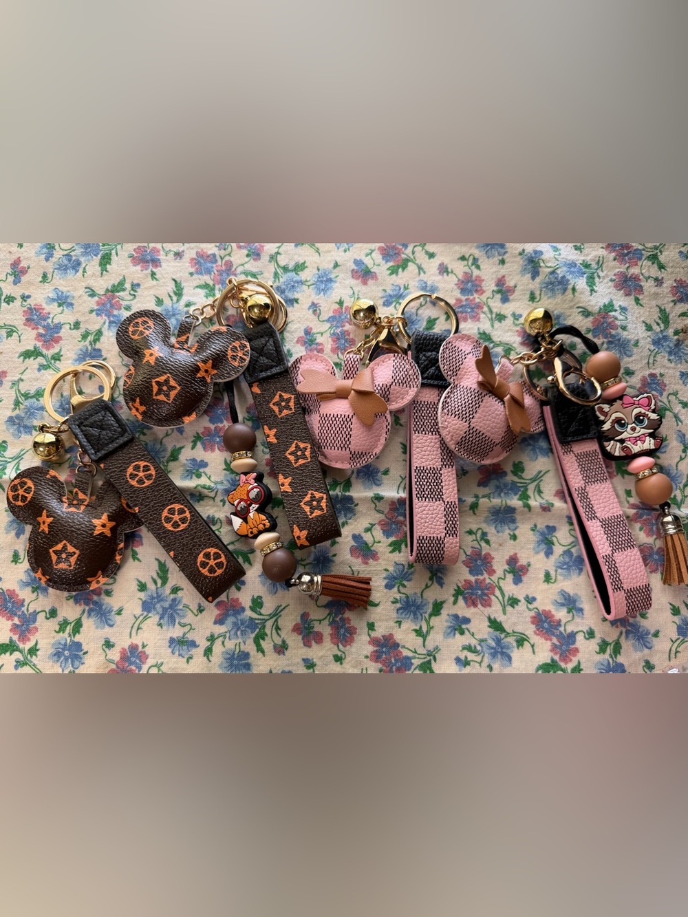 Minnie & Mickey Keychains Lot